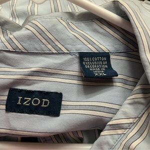 Men’s button up dress shirt